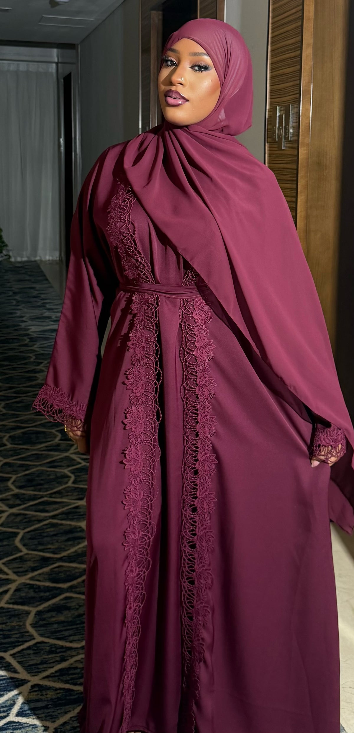MAÏRA
Embroidered Abaya