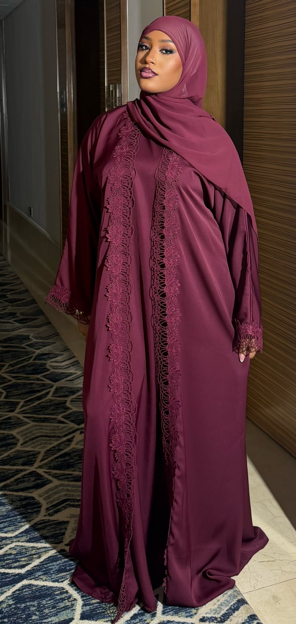 MAÏRA
Embroidered Abaya